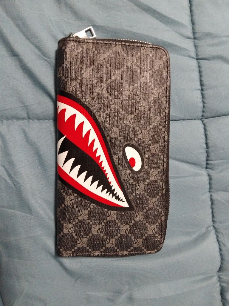 Портмоне на shark