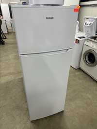 Хладилник с горен фризер Нов 24месеца гаранция А+++