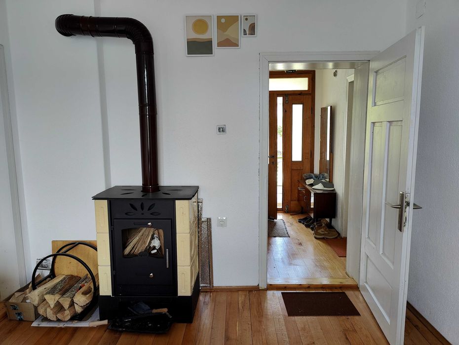 Камина на дърва Horvat Thetford TK9-3, Beige 9 kW.