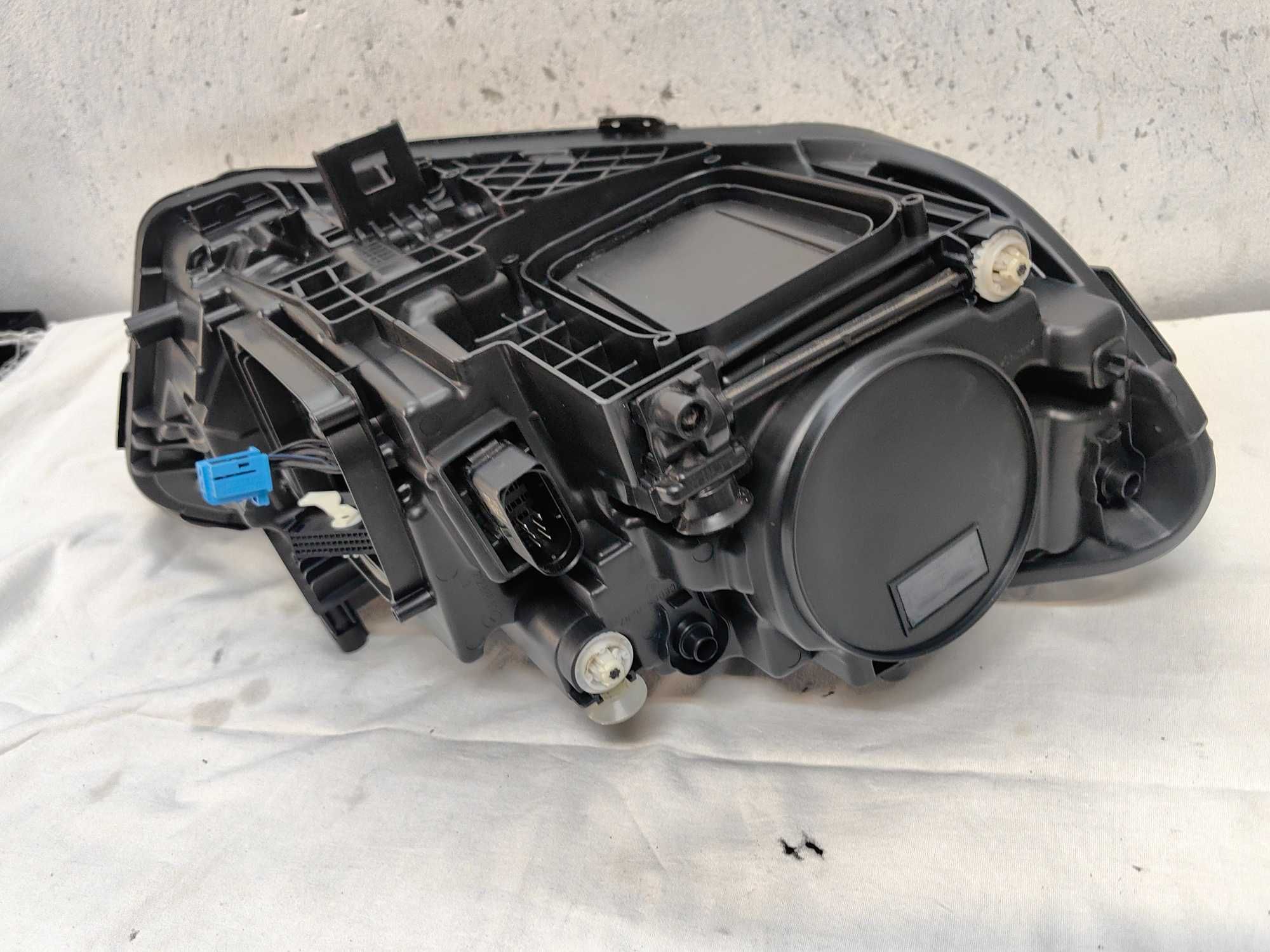 Оригинален фар Мерцедес 177  Mercedes A 177 MULTIBEAM