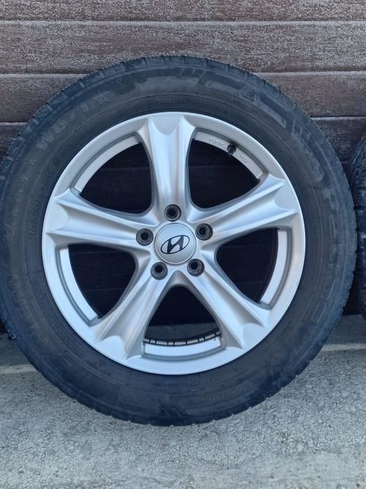 Jante / Roti Hyundai Tucson / ix35 + Anvelope Iarna