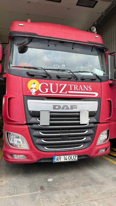 De vânzare cap tractor DAF