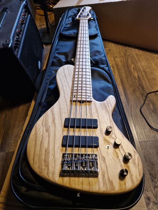 Vand chitara bass Sadowsky Metroline 24