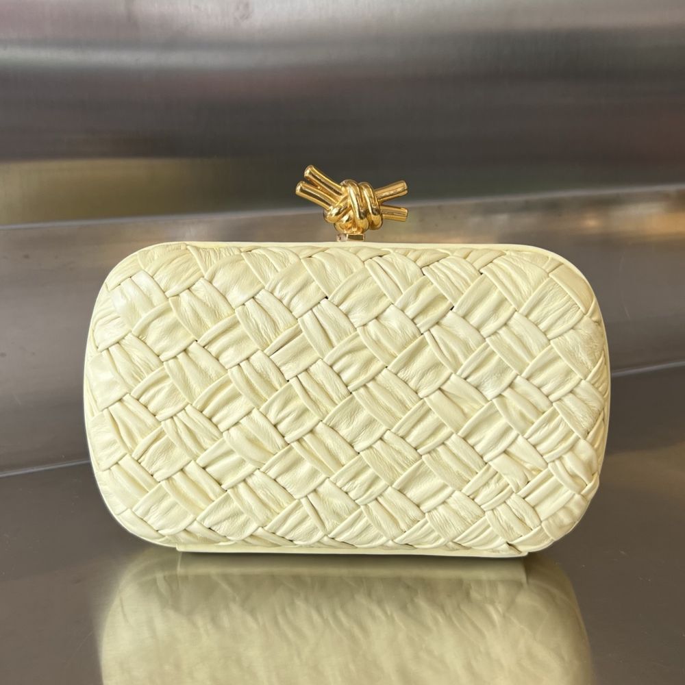 Bottega Veneta Knot