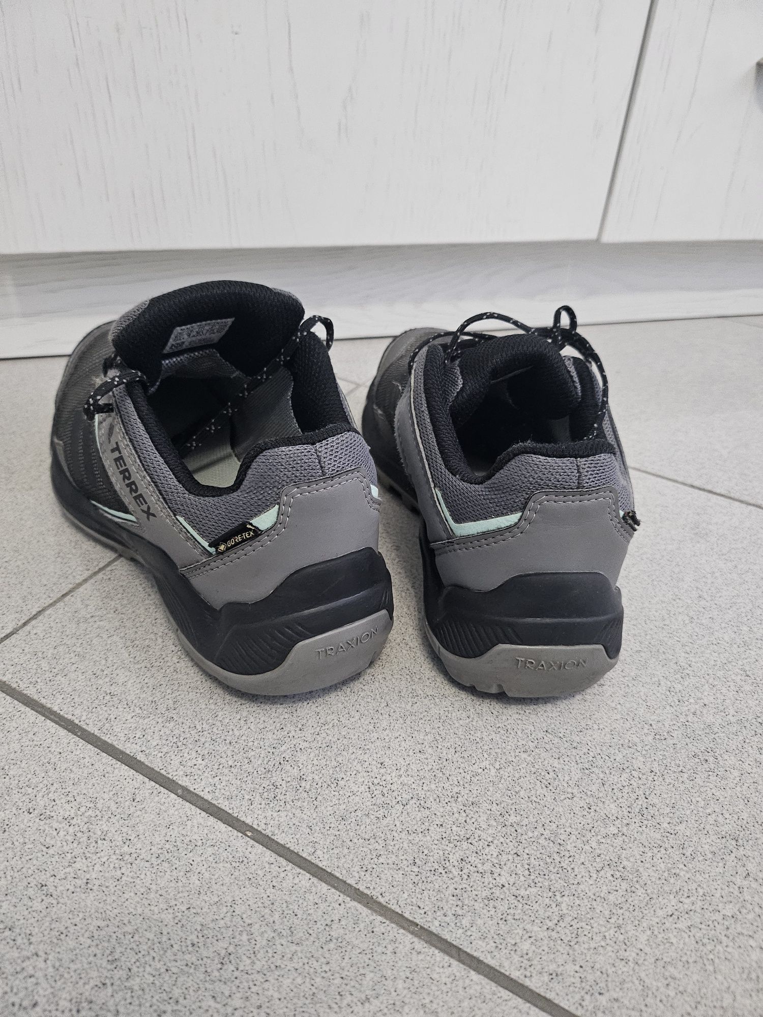 Маратонки Adidas