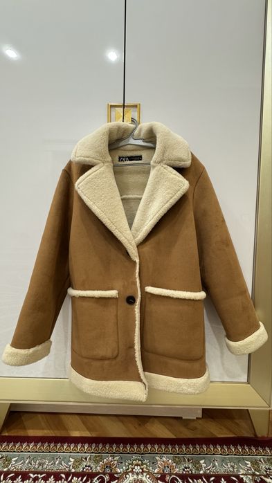 Женская дубленка из Zara