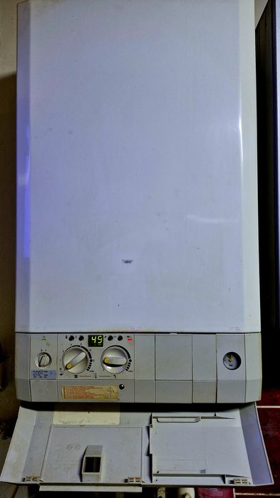 Junkers/Bosch centrala termica pe gaz+Hota