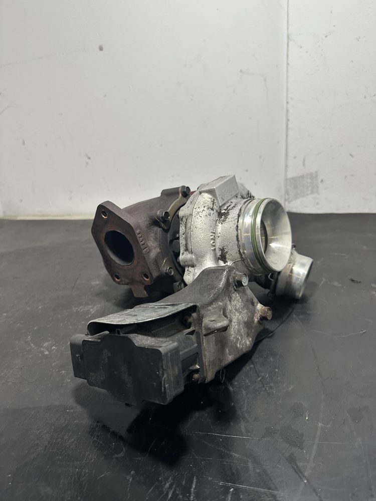 Turbina turbo BMW Seria 5 E60 E61 520d N47 2.0 diesel