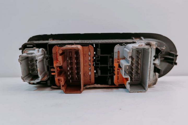 Comanda Butoane Geamuri 156018070E Renault Megane a 2-a generatie