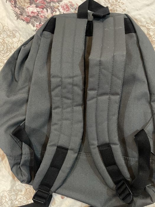 Ghiozdan ruscac impecabil