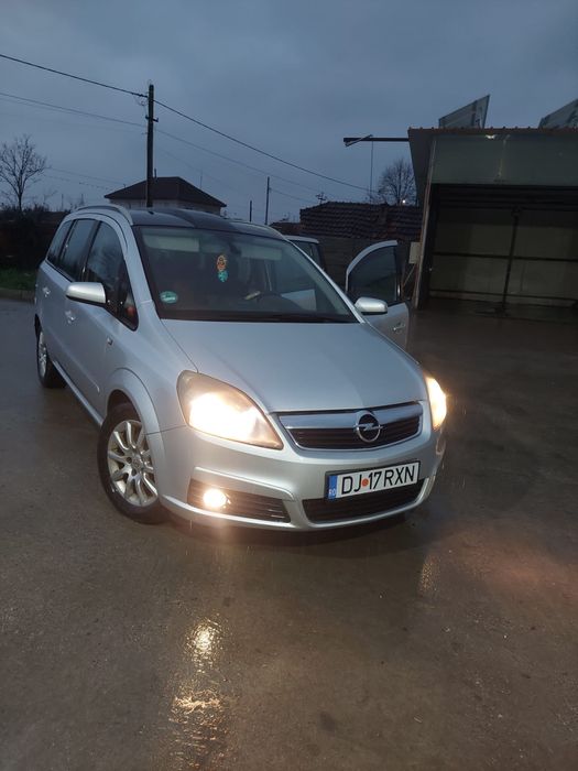 Vând Opel Zafira 1.9