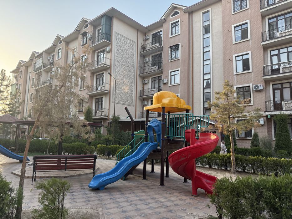 Beltepa Golden Haus Lyuks kvartira 200M2