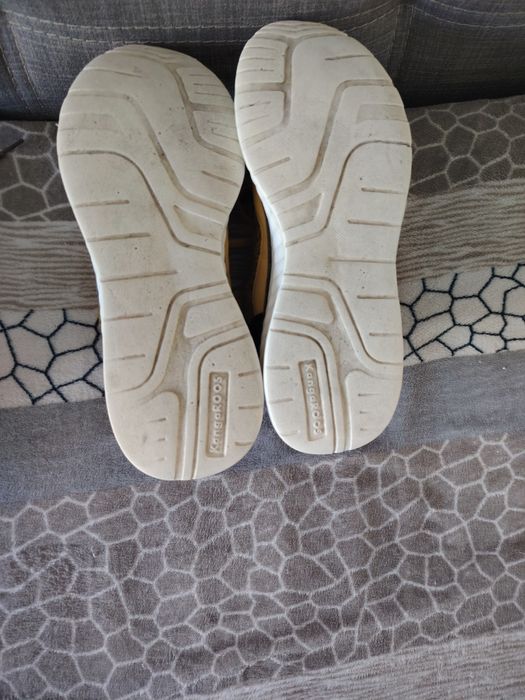 Маратонки Kangaroos