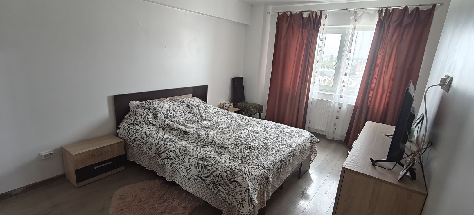 Apartament 2 camere central & parcarare 2015