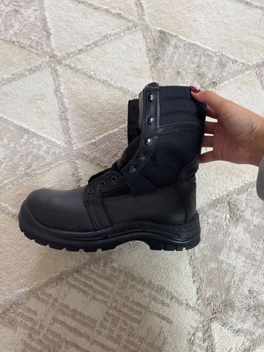 Продается берцы мужские