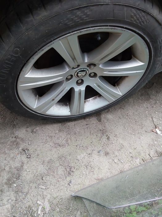 Set 4 jante R18 jaguar xf in stare buna cu  anvelope vara dot 2021