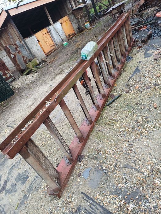Scara metalica 4.5m x 1m, foarte solida