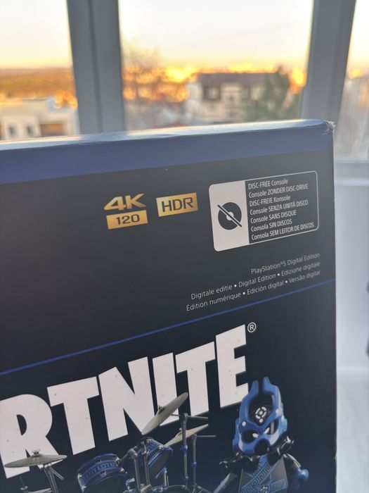 PlayStation 5 Fortnite Cobalt Star Digital Bundle