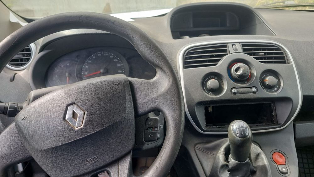 Dezmembrez piese renault kangoo citan maxi