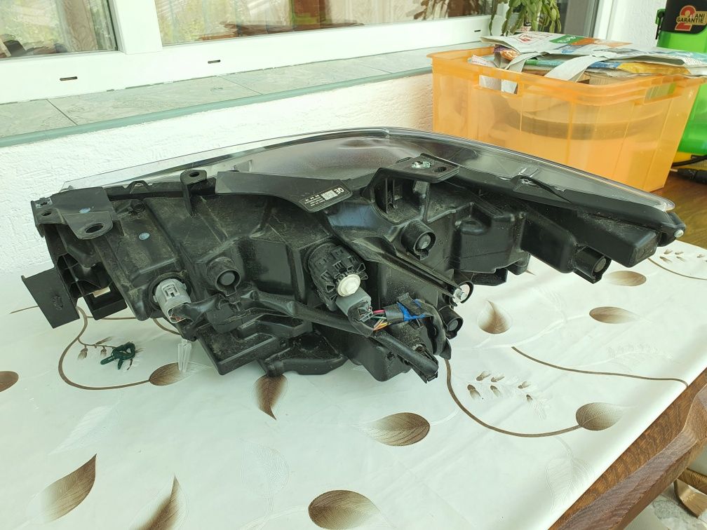 Фар  Mazda cx5 2023  г