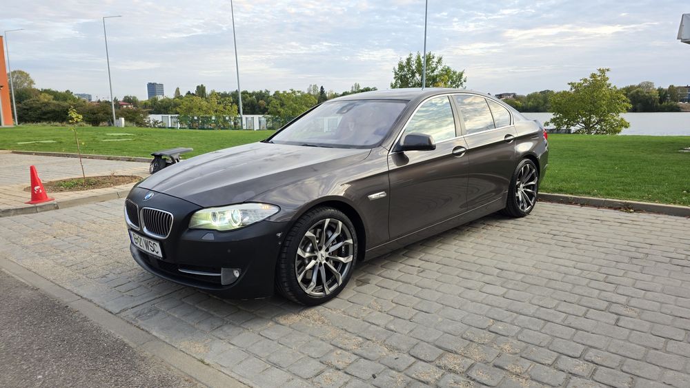 BMW seria 5 525 Xdrive