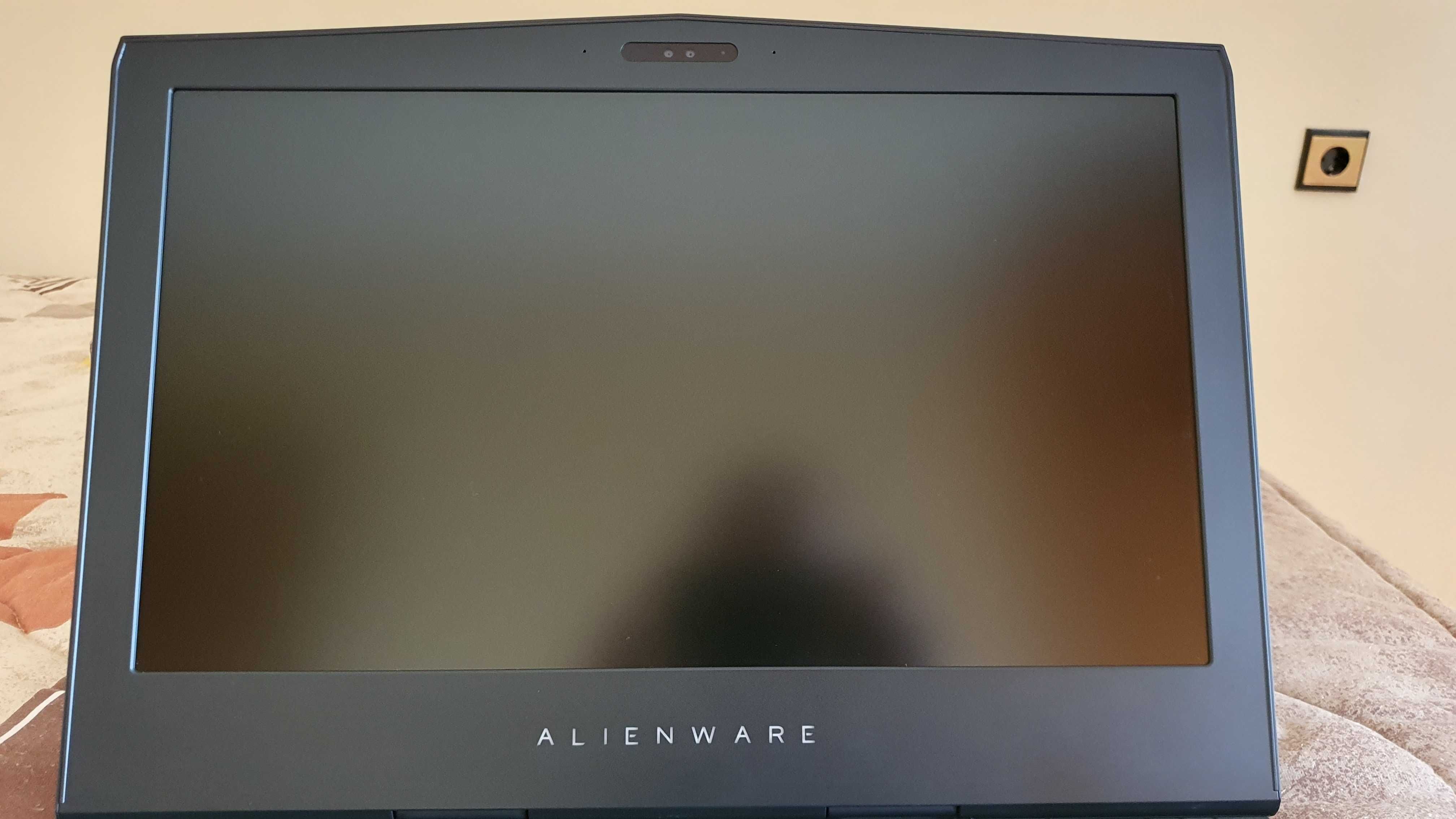 Alienware 15 R3 .