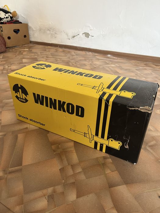 Новый передний левый амортизатор ниссан теана