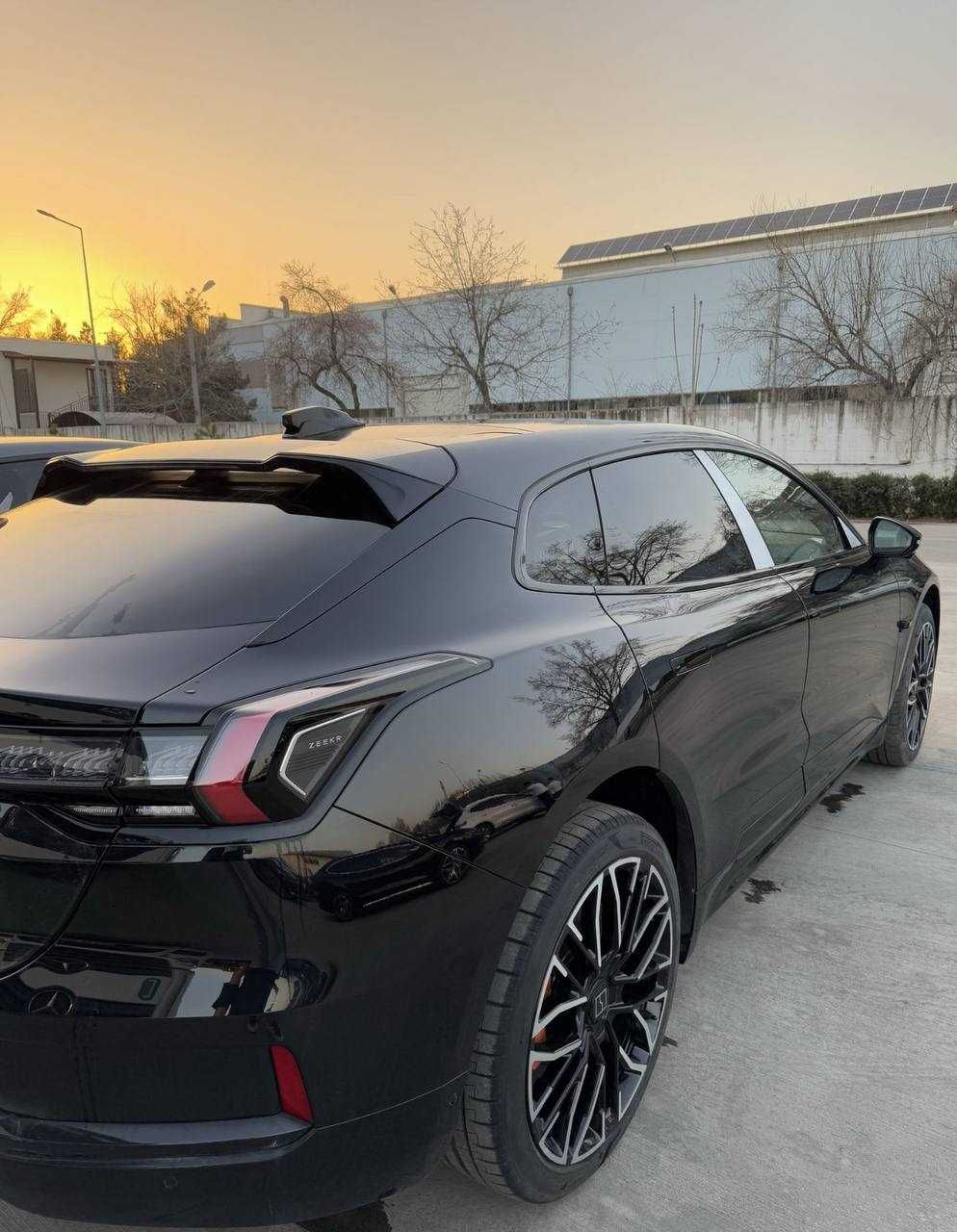 Zeekr 001 Z-Sport full
