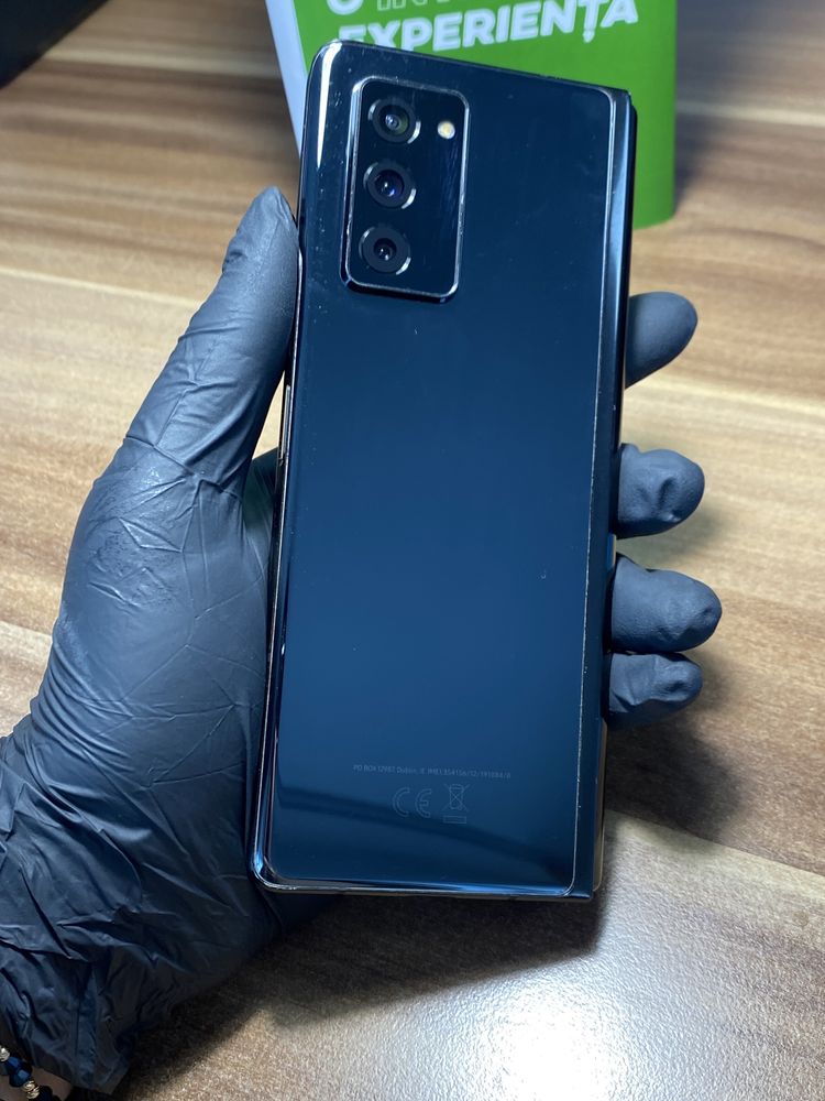 Samsung Galaxy Z Fold 2 5G / Garanție 14 zile / 256 Gb / Bun |