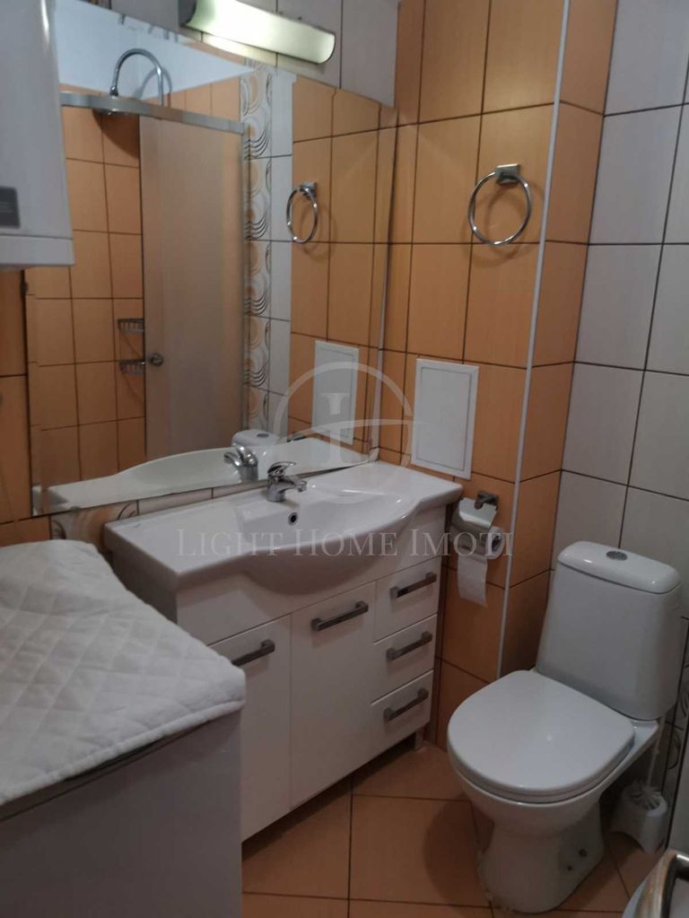 Продава се Двустаен апартамент в Пловдив, Кючук Париж - 65 кв.м за 1693 €/кв.м - Снимка #6