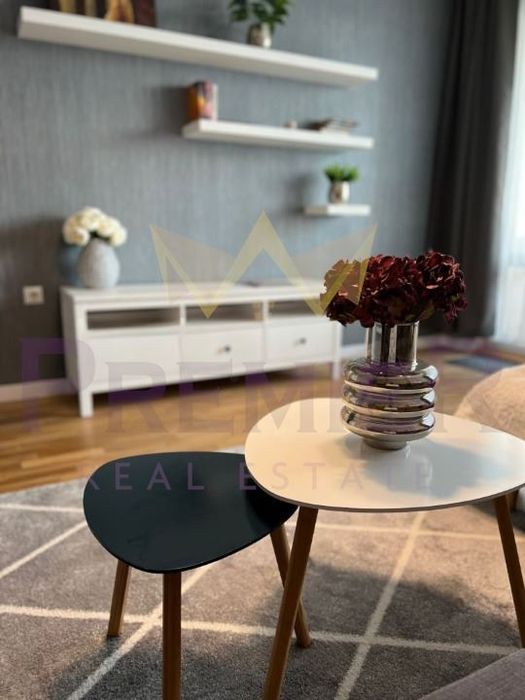 Дава се под наем Четиристаен апартамент в Варна, Чаталджа - 90 кв.м за 918 € - Снимка #2