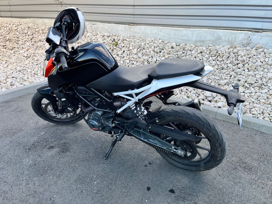 Vând ktm duke 390 2020