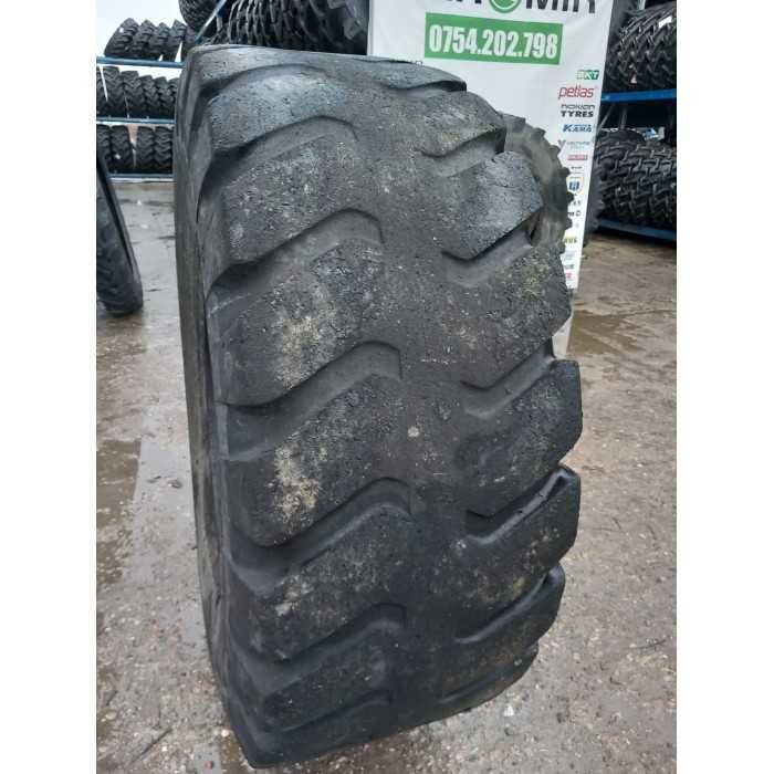 Anvelope 23.5R25 Armour pentru John Deere, New Holland
