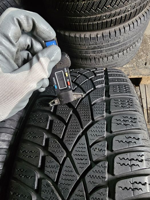 2 anvelope iarna 205 55 16 Dunlop 6.5mm