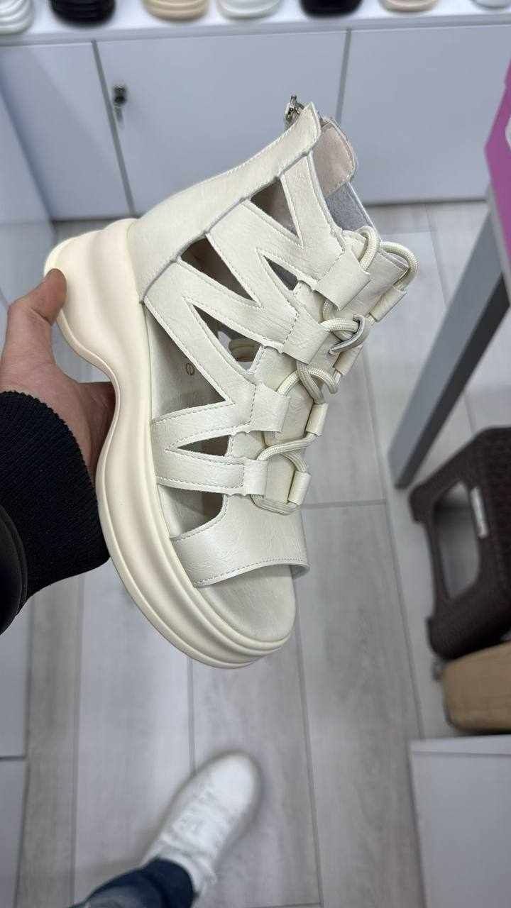 Sandale cu platformă 35/40