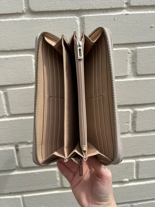 Оригинално портмоне Guess