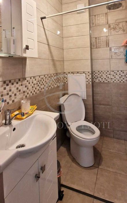 Продава се Тристаен апартамент в Пловдив, Христо Смирненски - 97 кв.м за 1820 €/кв.м - Снимка #8