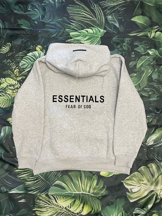 Trening ESSENTIALS Gri !! Editie Limitata !!