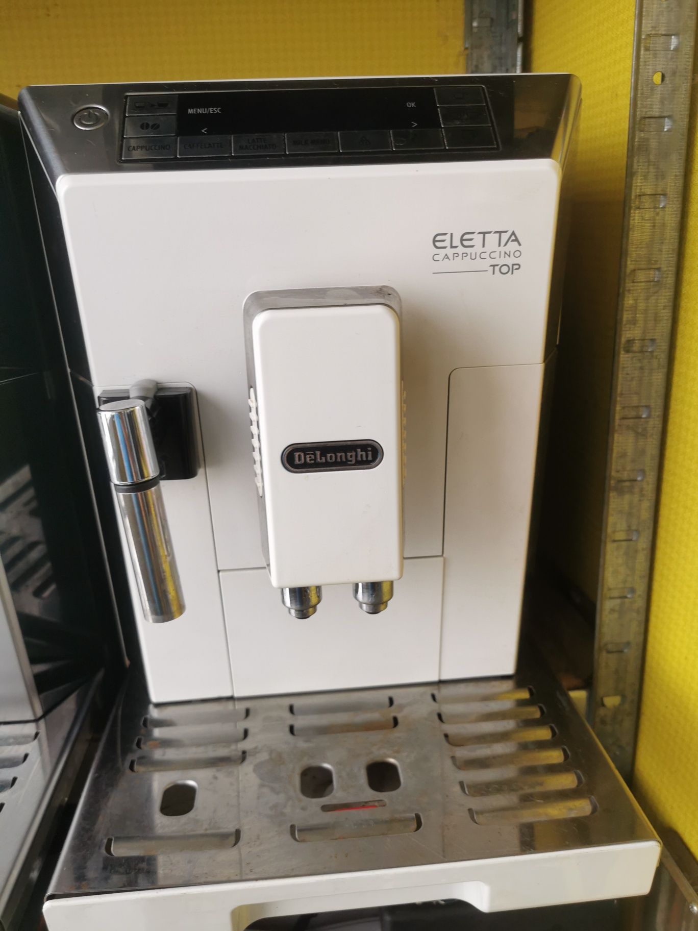 Кафе автомати DeLonghi