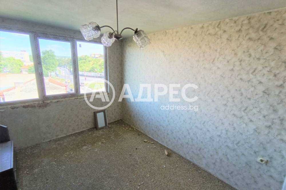 Продава се Тристаен апартамент в Разград, Център - 88 кв.м за 1130 €/кв.м - Снимка #1