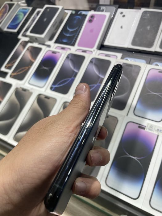 iPhone 11 pro 256 ideal