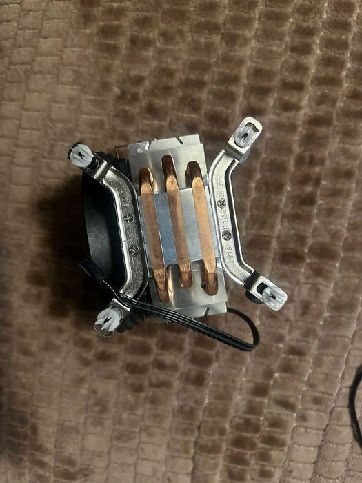 Componente unitate procesor placa video RAM Sursa cooler