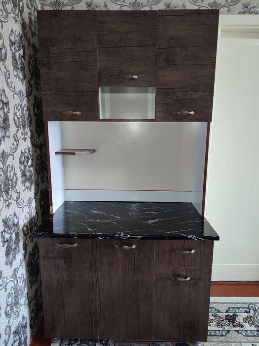 Мебель срочно продам