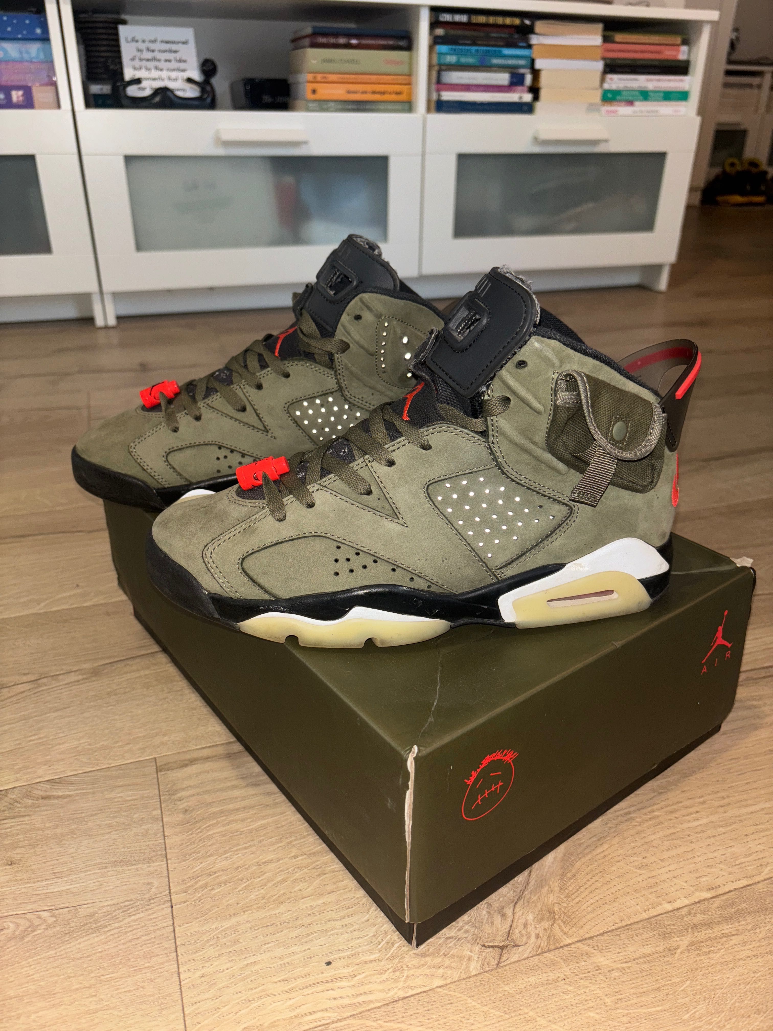 Air Jordan 6 Retro x Travis Scott Olive Green