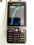 Sony Ericsson c702  ( decodat, accesorii, impecabil))