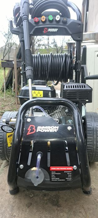 Masina de spalat cu presiune