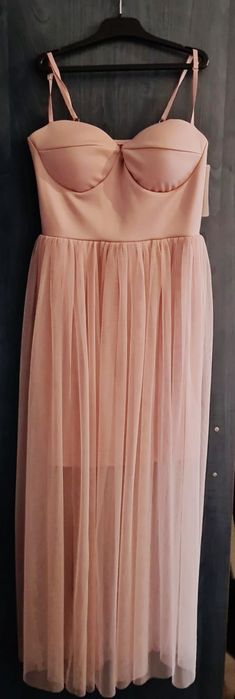 Vând haine mărimea M-L