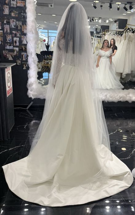 Rochie de mireasa, noua cu eticheta