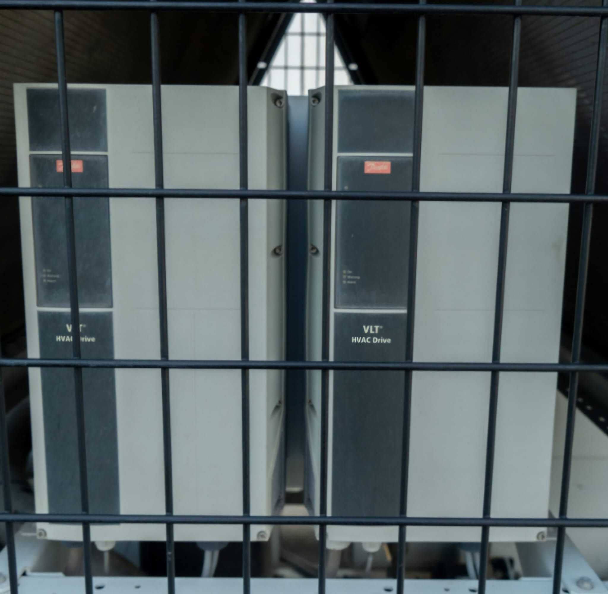 Vand / Inchiriez Chiller CARRIER 260KW