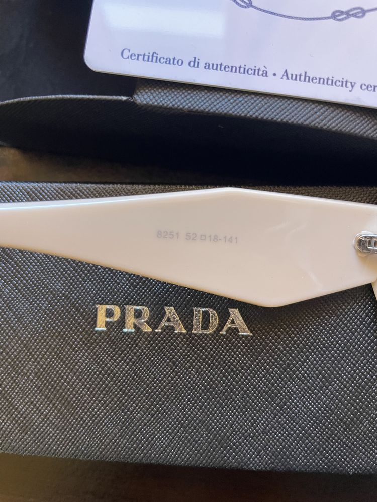 Prada слънчеви очила